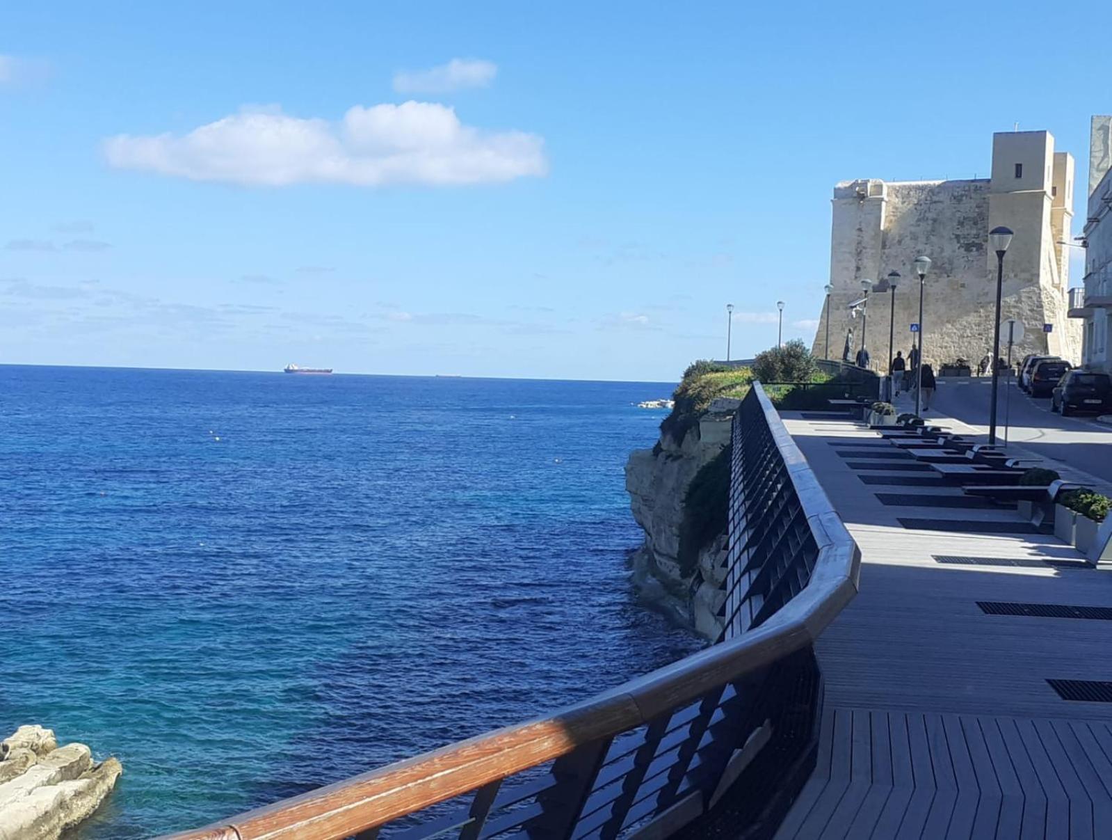 Side Sea View, Minute To The Blue Lagoon Boats เซนต์พอลส์เบย์ ภายนอก รูปภาพ